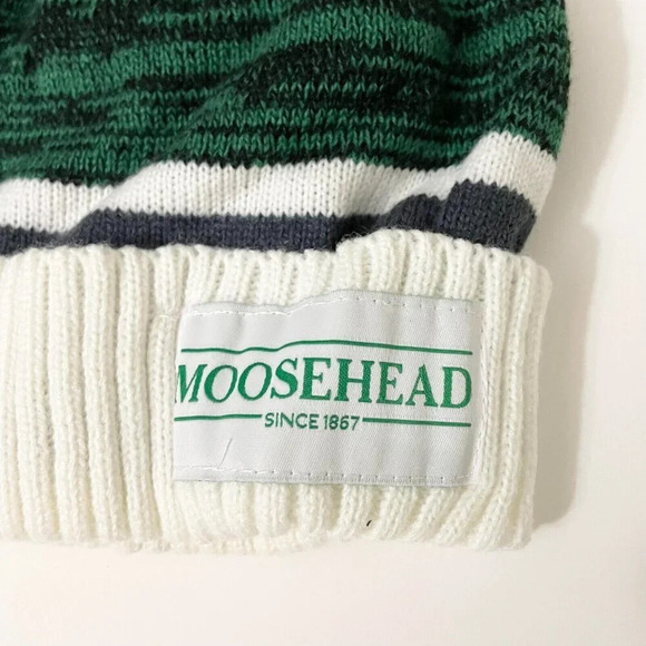 Karbon Moosehead Lager Beer Winter Hat  Beanie Toque and Mittens - Picture 3 of 14